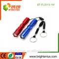 Vente en gros à prix bon marché Mini taille Usage cadeau coloré Petite et puissante en aluminium Bulk mini led keychain